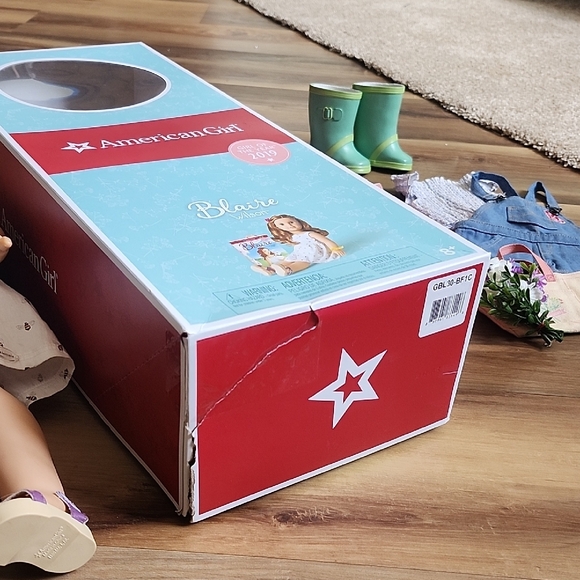American Girl Doll Blaire with Box, Book, & Accessories - Girl of the Year 2019 - Picture 12 of 17